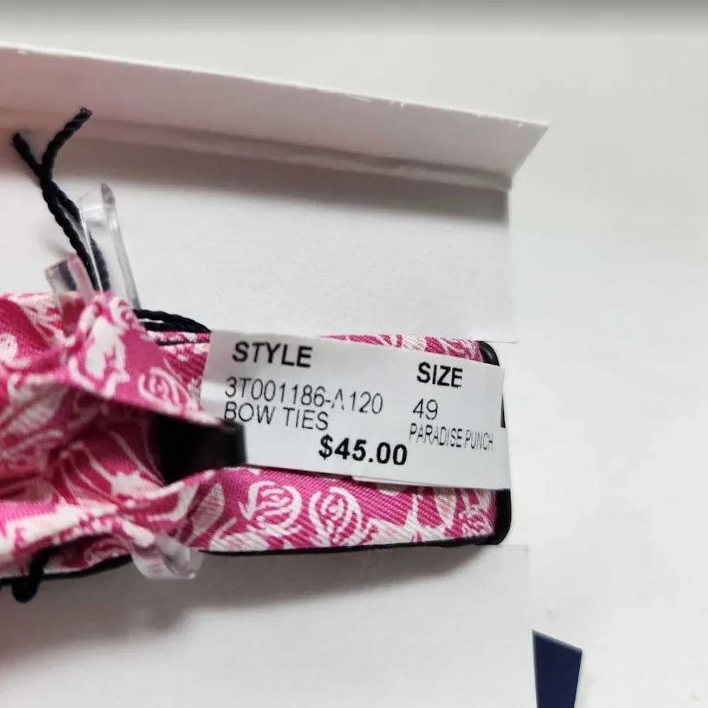 New boys Vineyard Vines Kentucky Derby rose floral bow tie